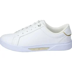 Chic HW Court Sneaker