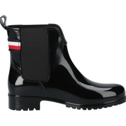 TH Hardware Rainboot
